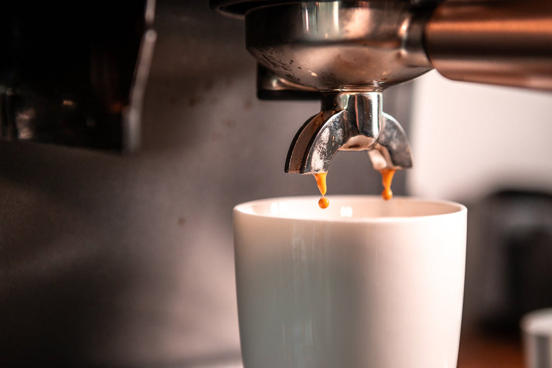 How to calibrate an espresso machine and pull shots like a pro at home - Final Grind Coffee Co.